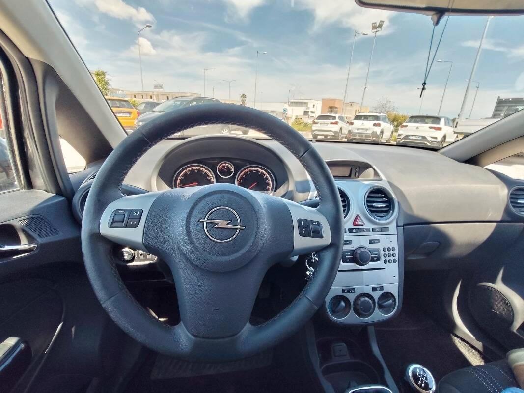 Opel Corsa 1.2 Club Gpl-tech 85cv 5p