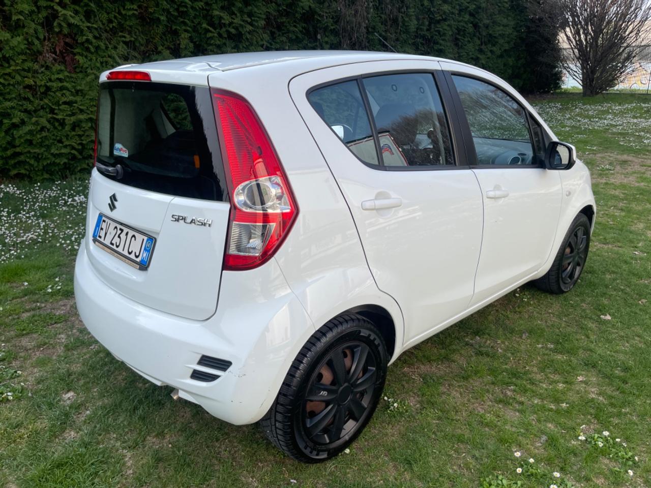 Suzuki Splash 1.0 VVT GL