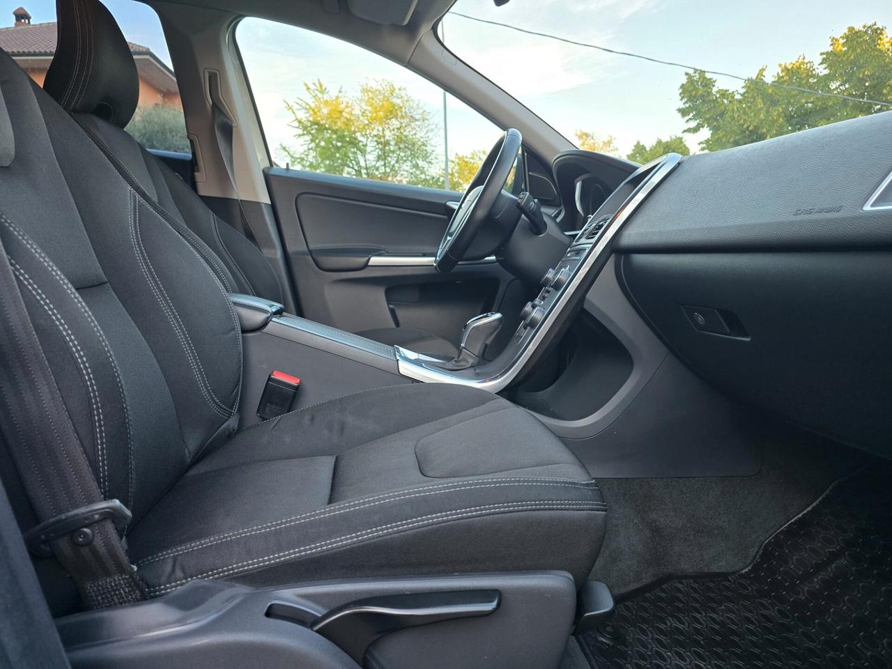 Volvo XC 60 XC60 D5 AWD Kinetic