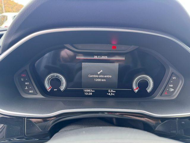 AUDI Q3 SPB 35 TDI Stronic Identity Black S-line SPORTBACK