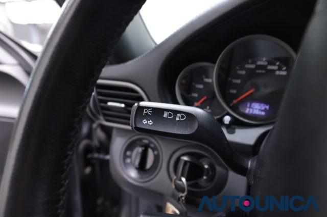 PORSCHE 997 911 CARRERA 4 COUPÉ TETTO APRIBILE