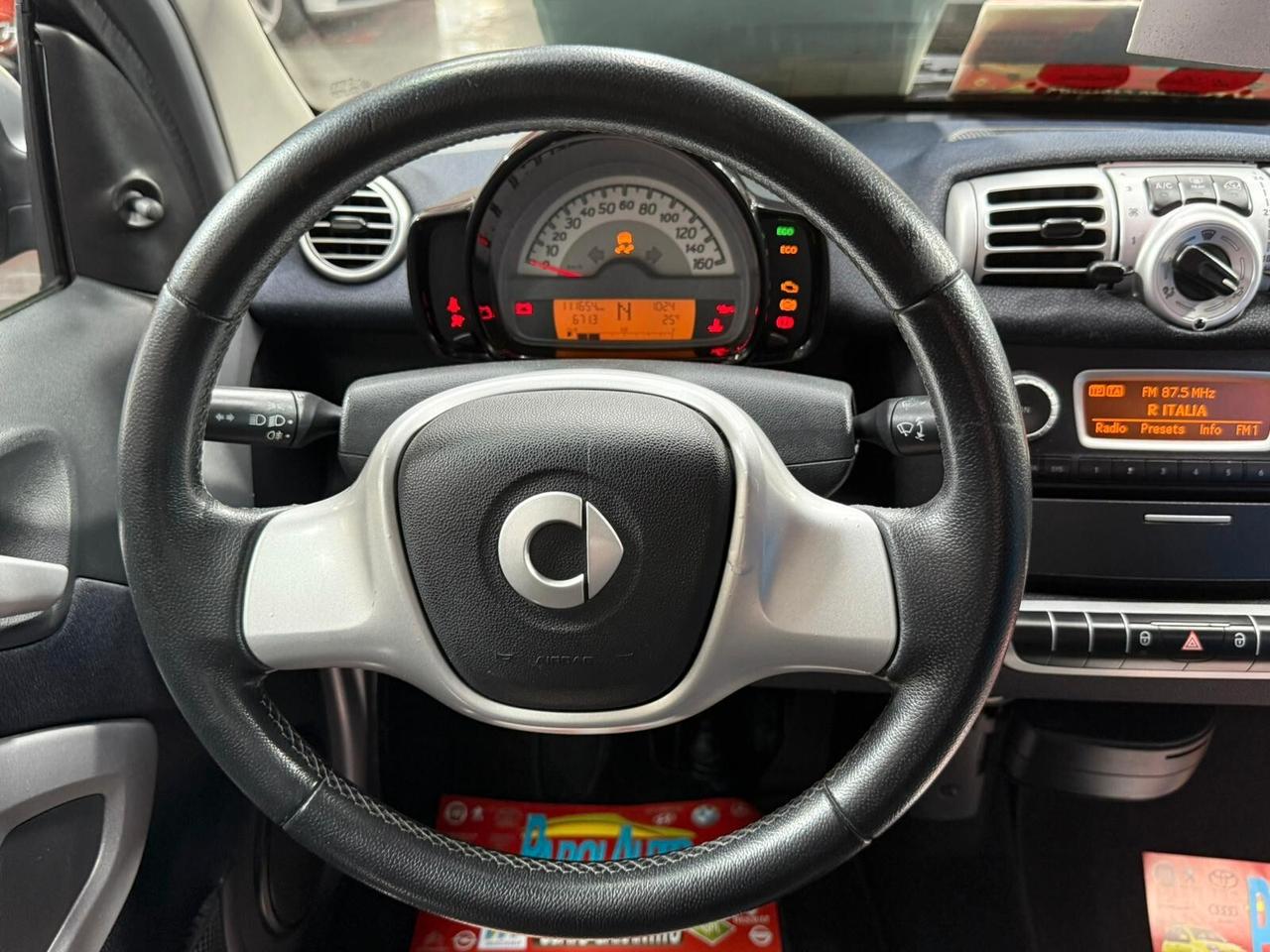 Smart ForTwo 1.0 71cv coupé - 2011