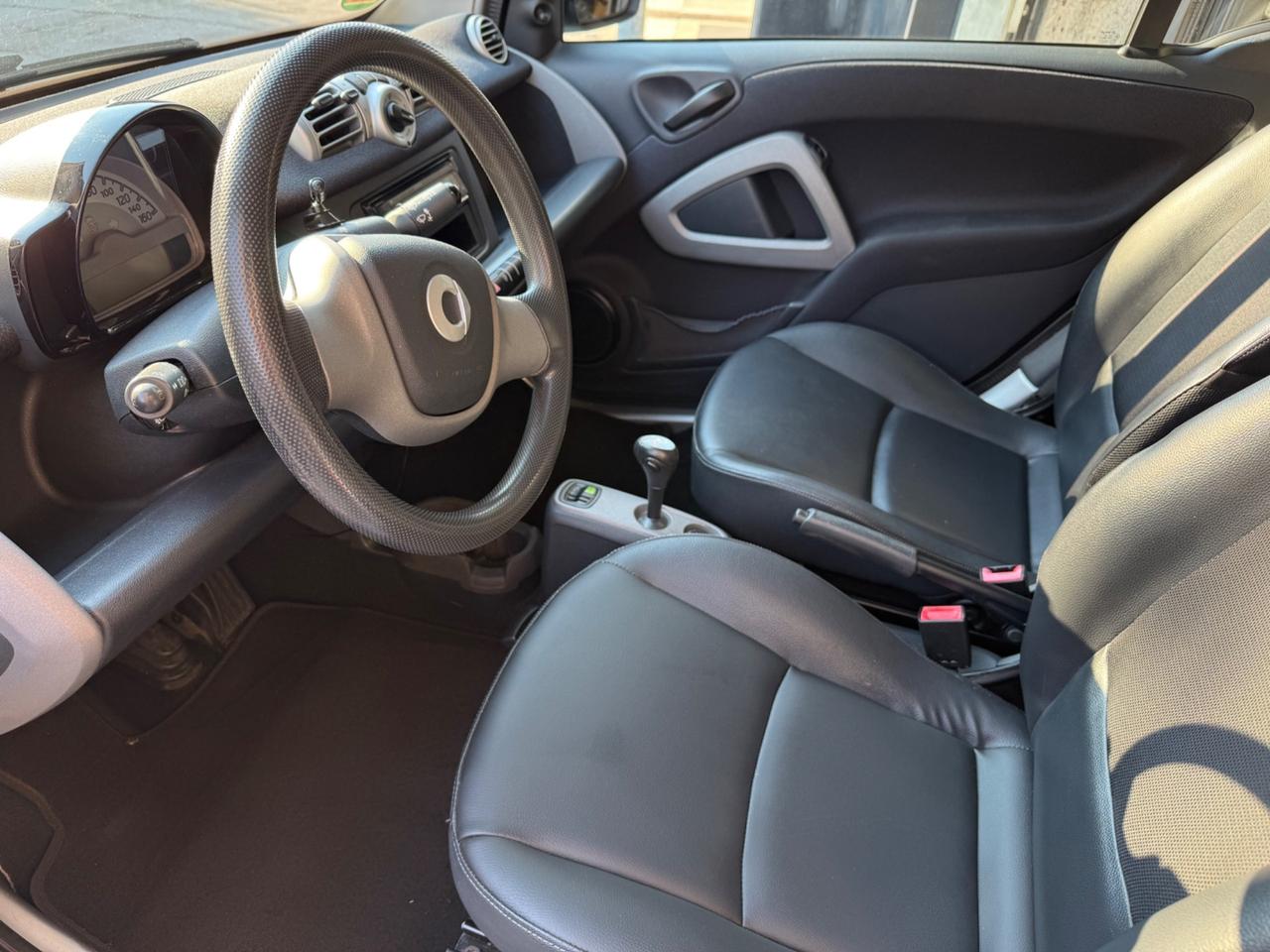 Smart ForTwo 1000 45 kW MHD coupé pure