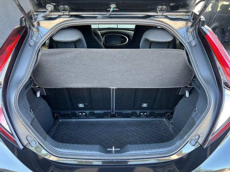 Toyota Aygo X 1.0 72cv Lounge