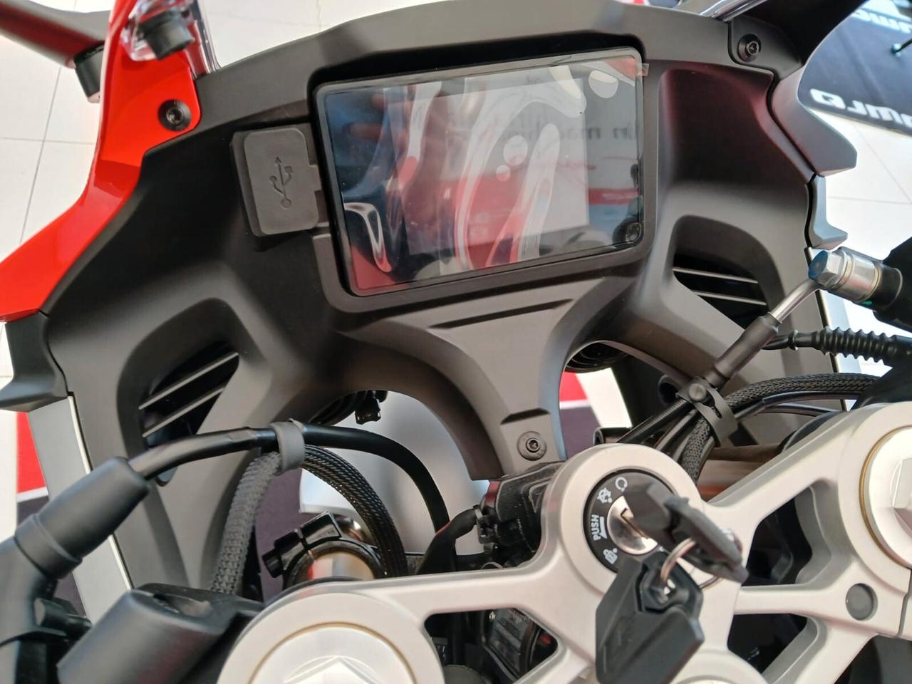 Qj Motor SRK 125 R-NUOVA- 4 ANNI DI GARANZIA