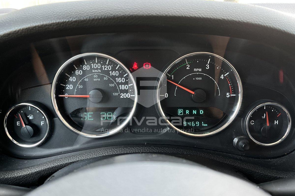 JEEP Wrangler Unlimited 2.8 CRD DPF Golden Eagle Auto
