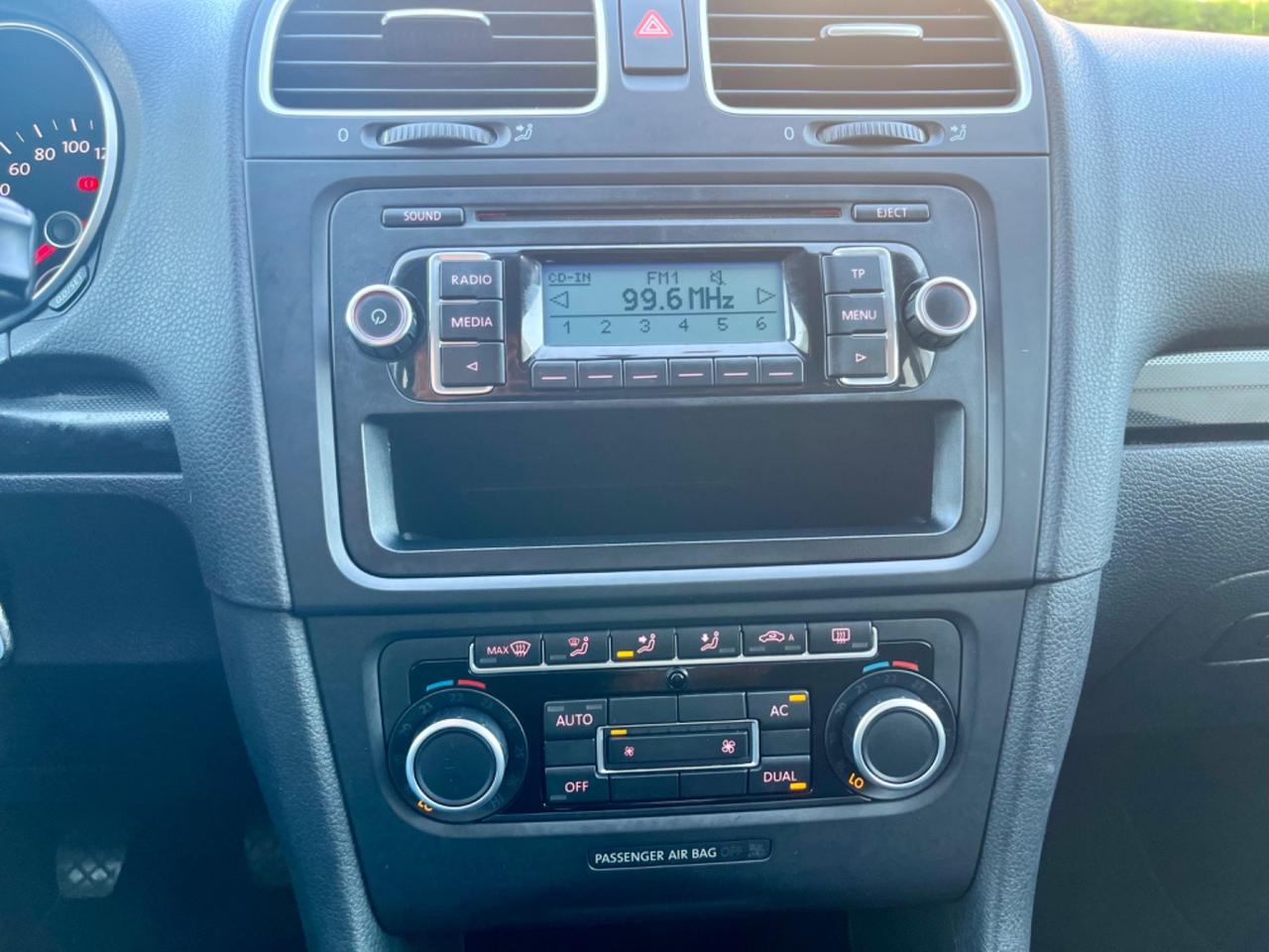 Vw Golf 1.2benzina 2011 98.000km perfetta per neopatentati