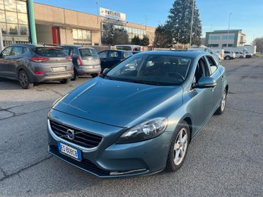 Volvo V40 D2 1.6