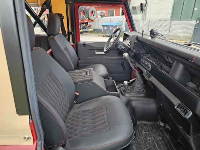 LAND ROVER Defender 110 2.5 Tdi cat S.W. County