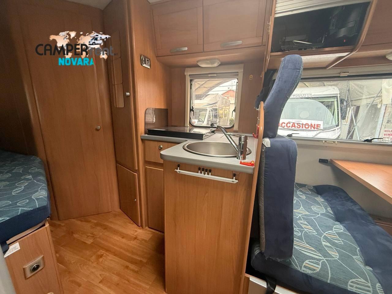 Ci International ELLIOT GARAGE P - SEMINTEGRALE GARAGE