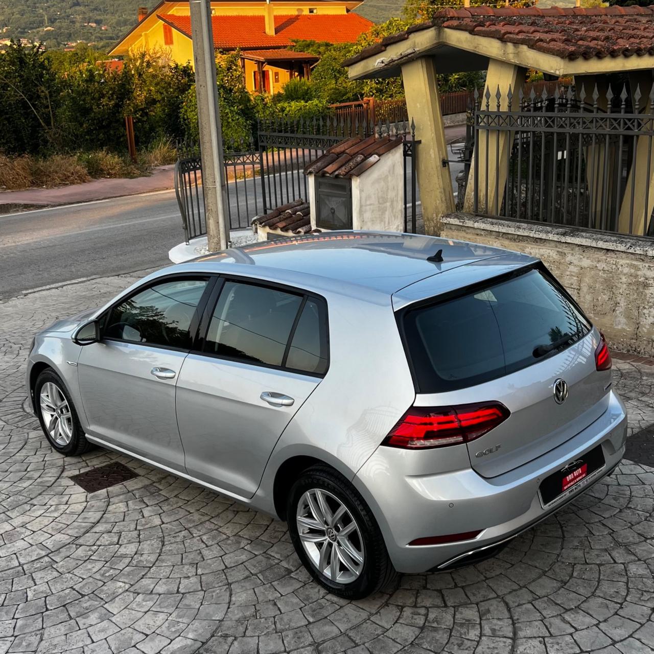 Volkswagen Golf 7.5 1.5 TGI 130 Cv Turbo benzina/metano