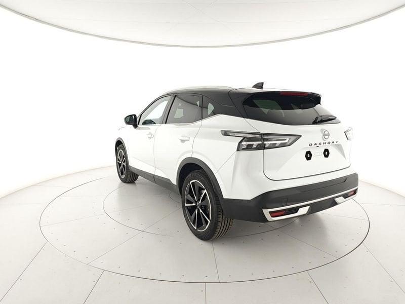 Nissan Qashqai MHEV 158 CV Xtronic Tekna + bicolor Nero +tetto panoramico in vetro