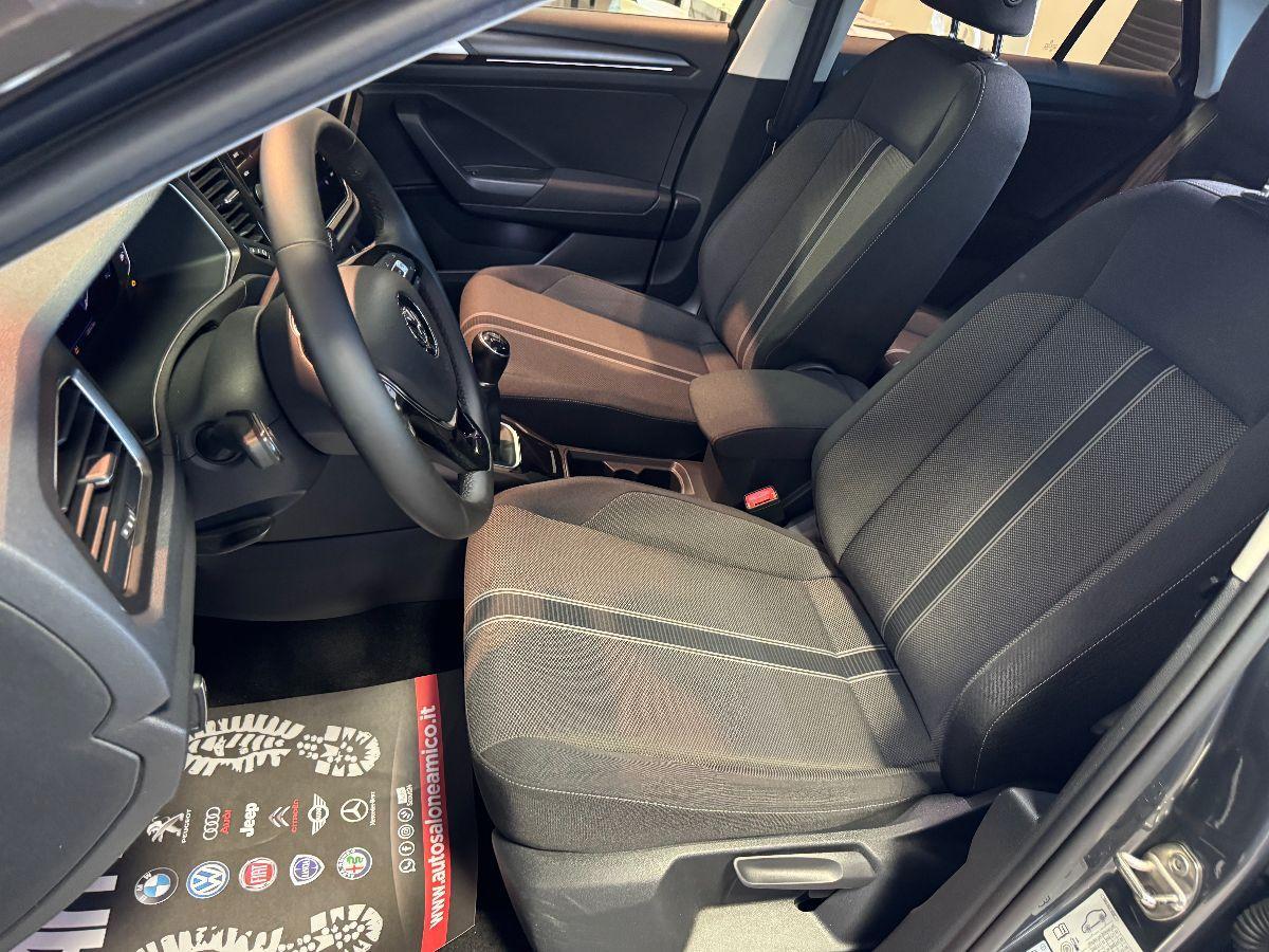 VOLKSWAGEN - T-Roc - 1.6 TDI STYLE Cokpit 2019