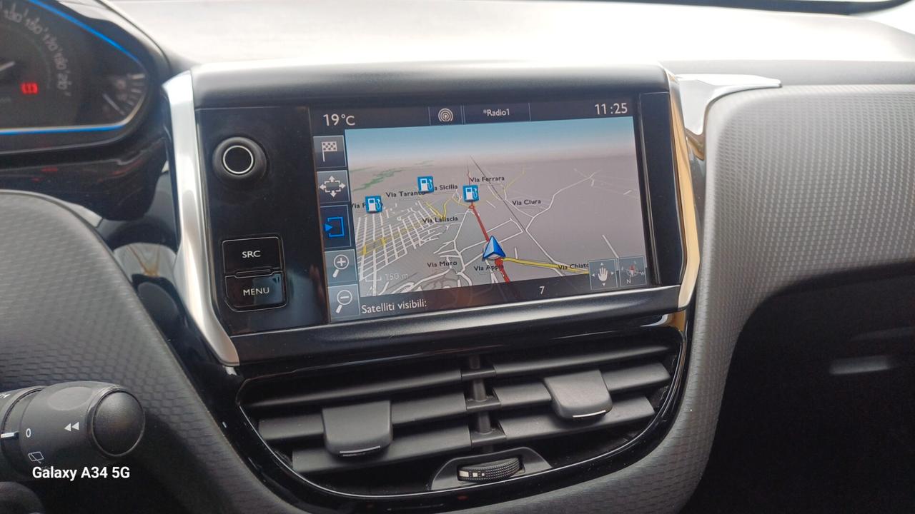 Peugeot 2008 BlueHDi 100 Allure