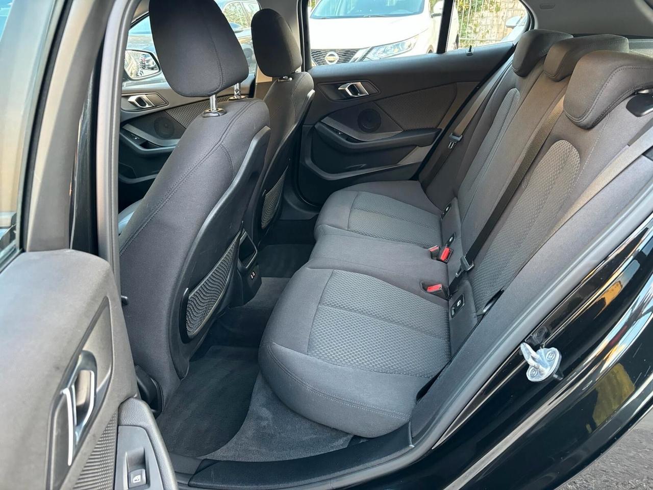 Bmw 116d 5p AUTOMATIC 116 CV Sport FULL- TOTAL BLACK km 99.000