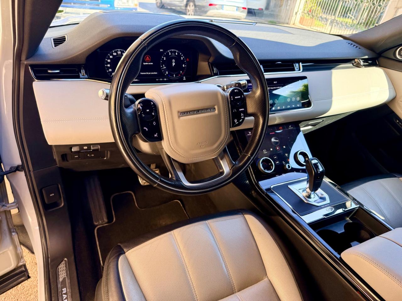 Land Rover Range Evoque R-Dynamic