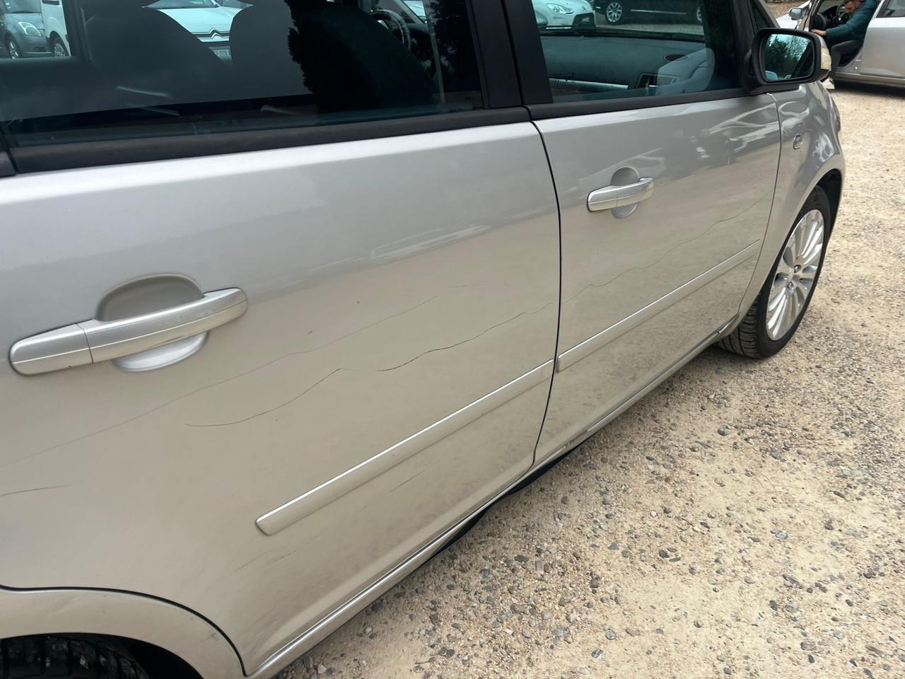 Ford C-Max 1.6 Diesel - Neopatentati