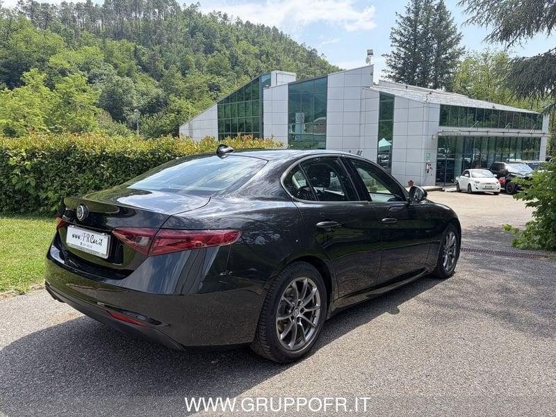 Alfa Romeo Giulia 2.2 Turbodiesel 150 CV