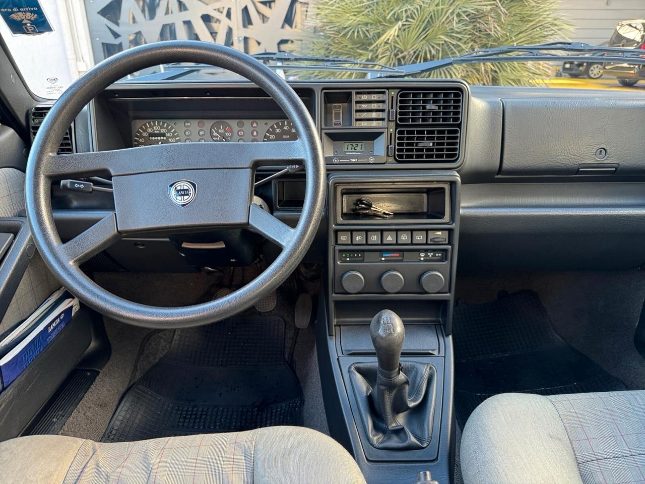 Lancia Delta 1.6 i.e. 90cv