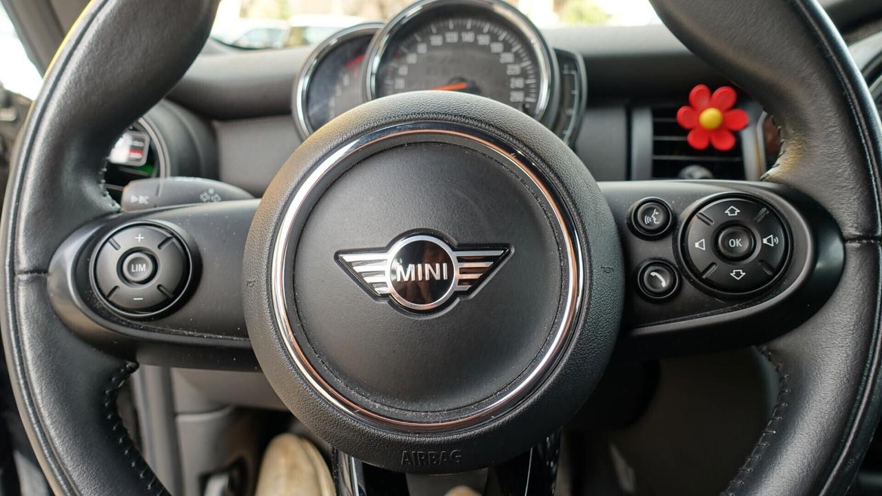 Mini Mini 1.5 One Cabrio neo patentato
