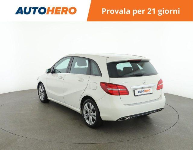 MERCEDES-BENZ B 180 d Sport