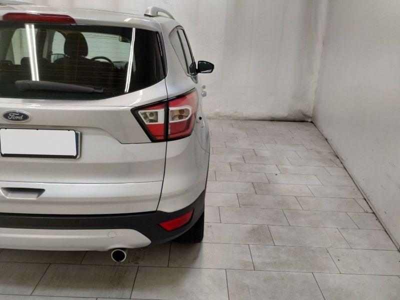 Ford Kuga 1.5 tdci Titanium Business s&s 2wd 120cv powershift
