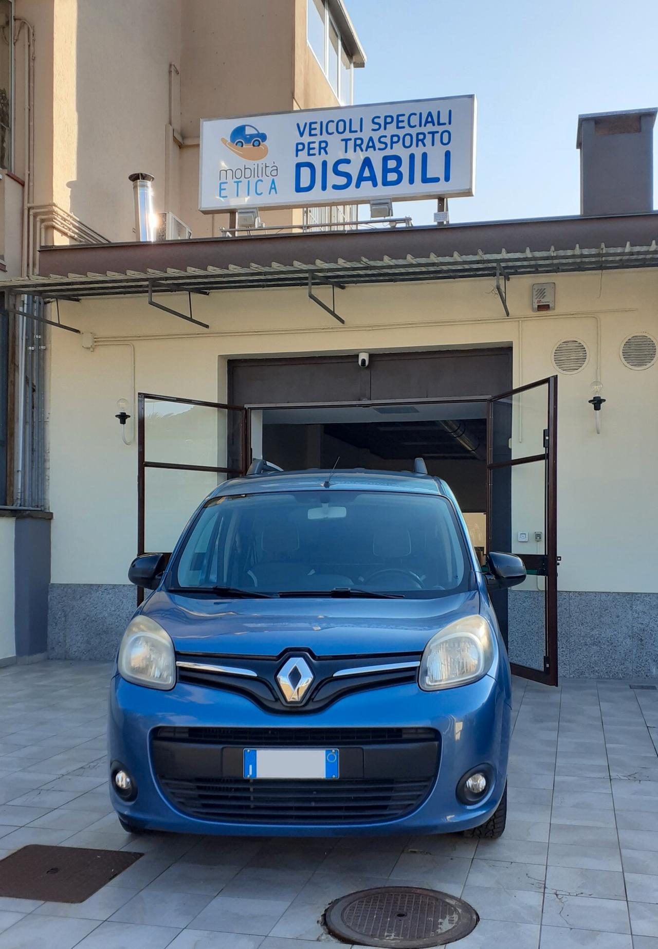 Kangoo Focaccia pianale ribassato e ribaltina