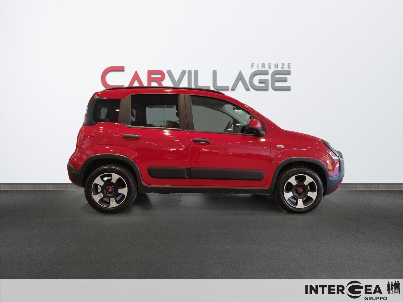 FIAT Panda 1.0 firefly hybrid Cross s&s 70cv 5p.ti