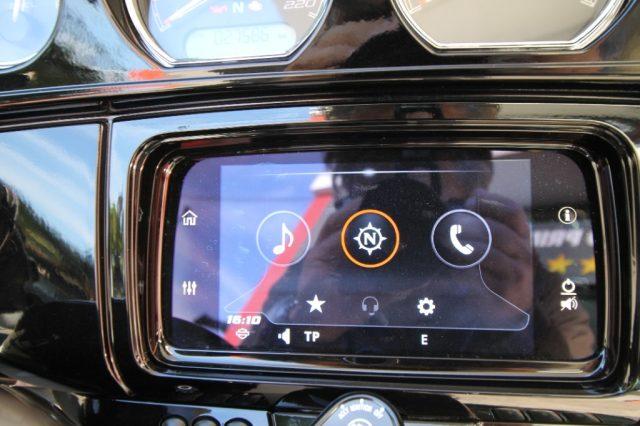 HARLEY-DAVIDSON FLHX Street Glide CRUISER