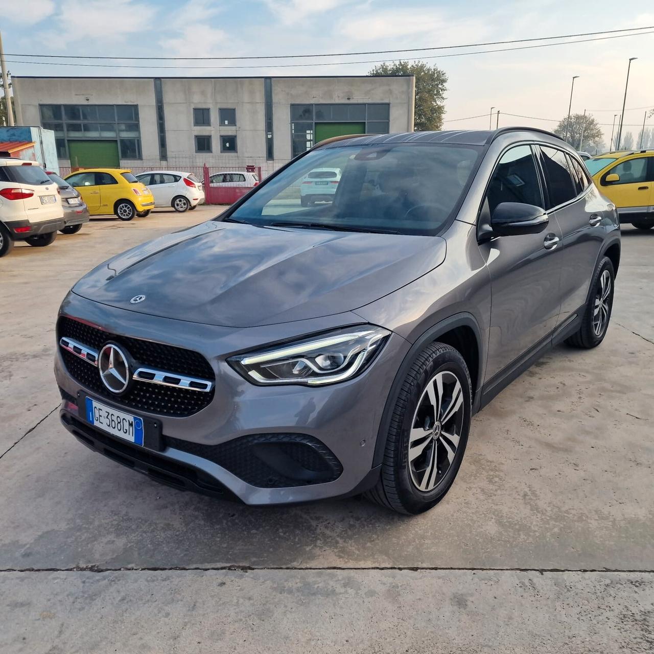 Mercedes-benz CLA 200 180 d Automatic Premium UNICO PROPRIETARIO