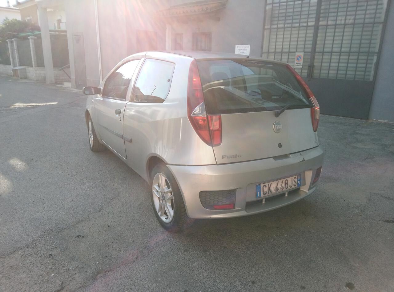Fiat Punto 1.2 16V 3 porte Emotion