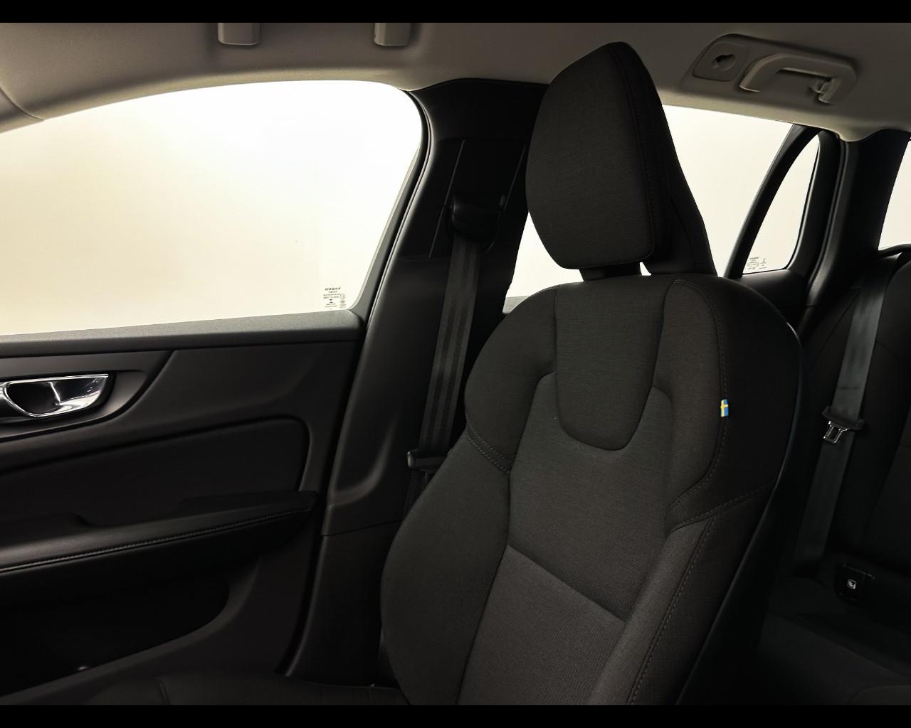 VOLVO V60 D3 Geartronic Momentum Business