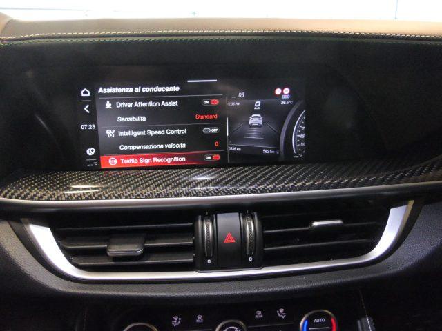 ALFA ROMEO Stelvio 2.9 Bi-Turbo V6 510 CV QV CARBO-AKRAPOVIC