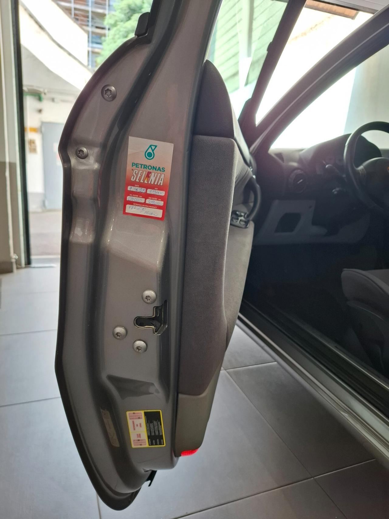 Alfa Romeo 147 1.9 JTD (120) 3 porte Exclusive