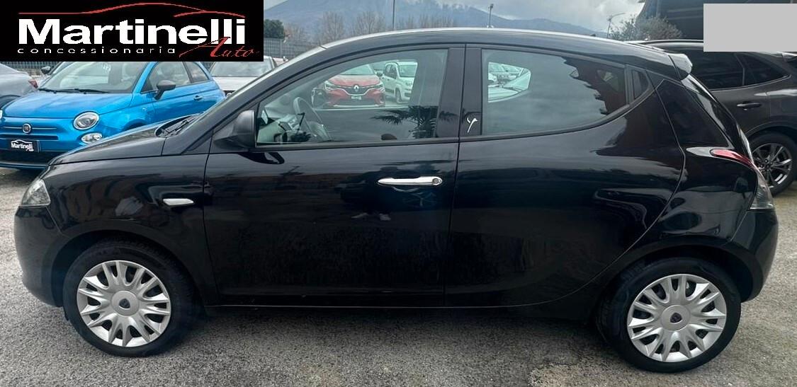 Lancia Ypsilon 1.2 69 CV 5 porte Gold