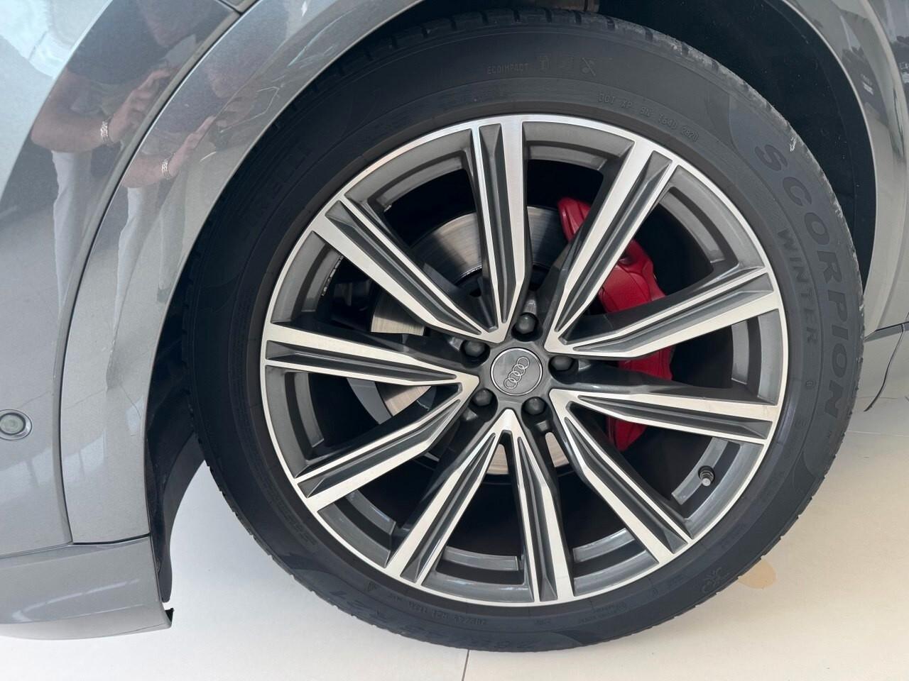 Audi Q8 50 TDI 286 CV quattro tiptronic Sport