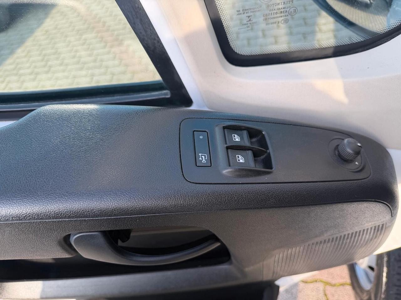 Peugeot Boxer 2.2 140cv PM-TM - ok neopatentati -