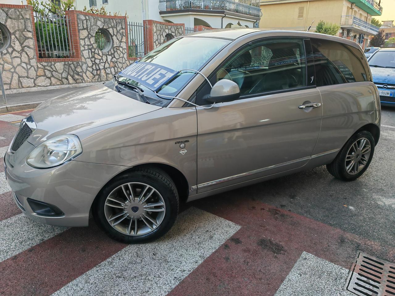 LANCIA YPSILON 1.3 MULTIJET CV90 KW66 PLATINO