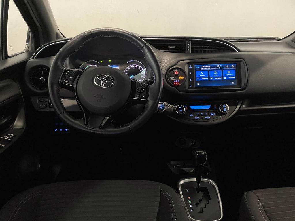 Toyota Yaris 5 Porte 1.5 VVT-i Hybrid E-CVT