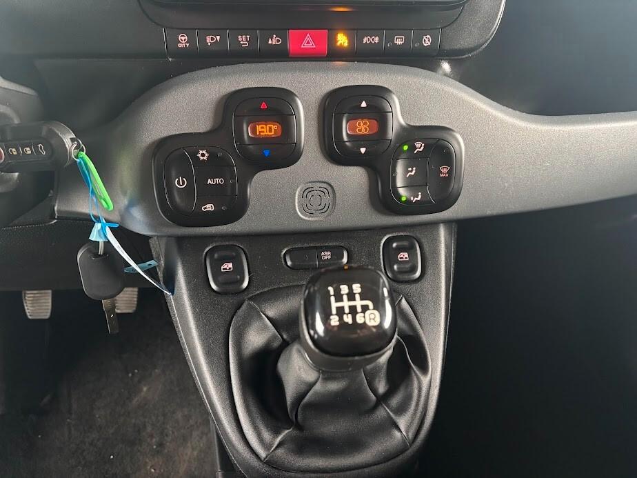 Fiat Panda 1.0 Hybrid 45.000KM APPLE CARPLAY