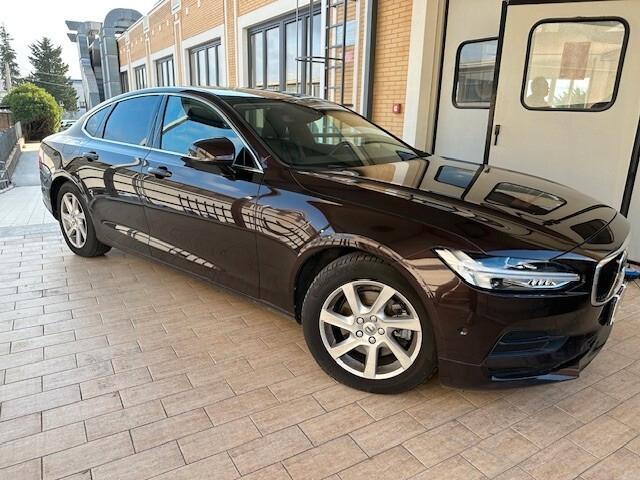 Volvo S90 D4 Geartronic Momentum