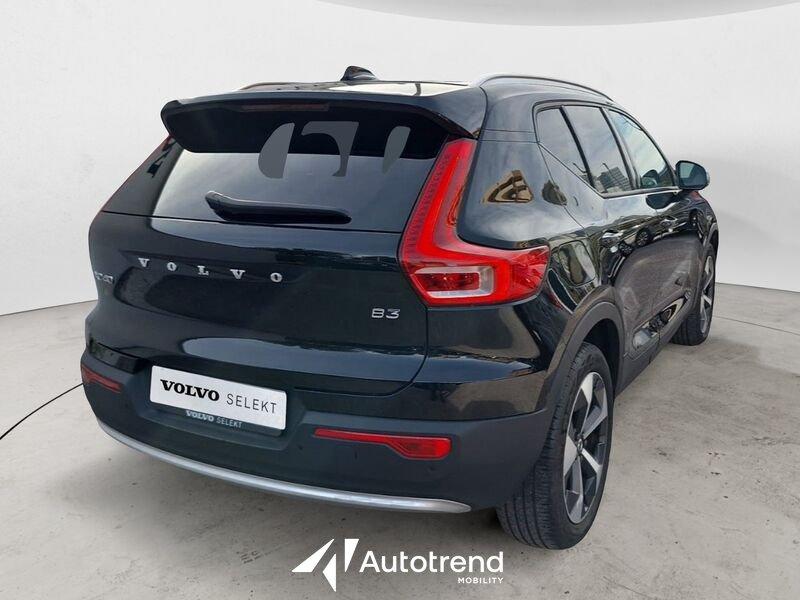 Volvo XC40 B3 163+14 CV Automatico LED Core