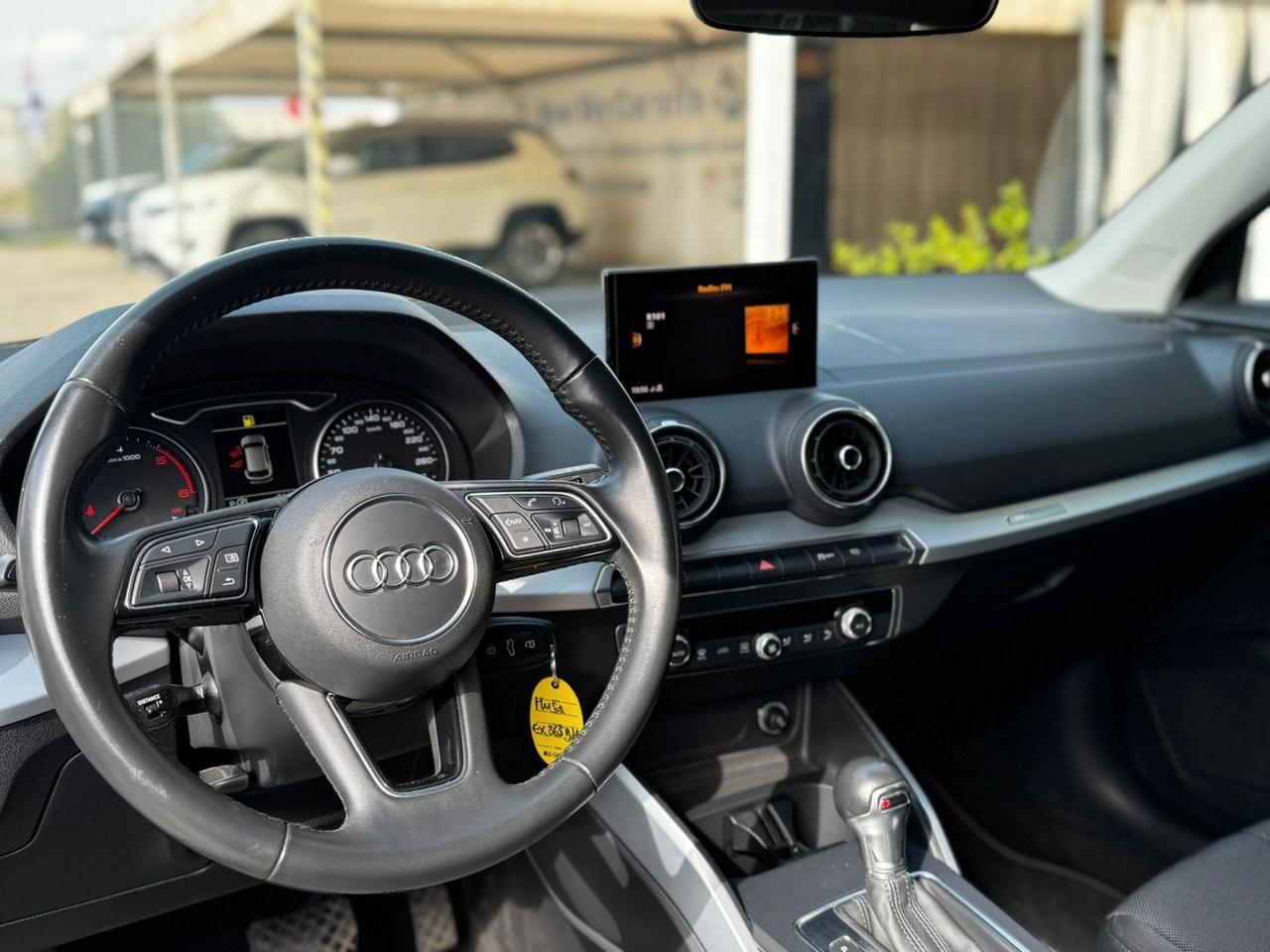 Audi Q2 30 TDI S tronic Identity Black