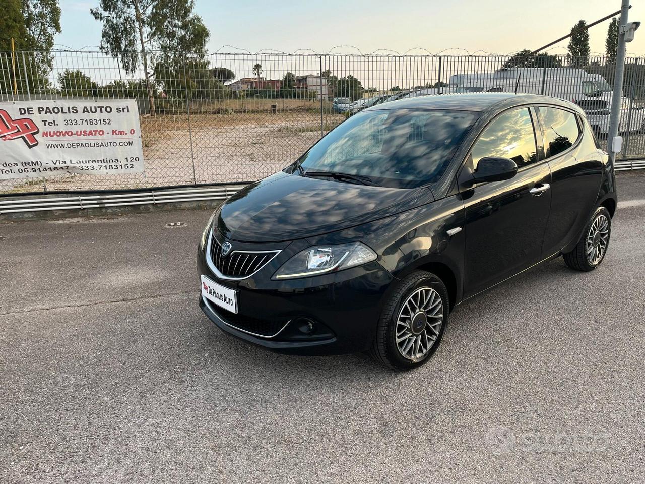 Lancia Ypsilon 1.0 FireFly 5 porte S&S Hybrid Gold