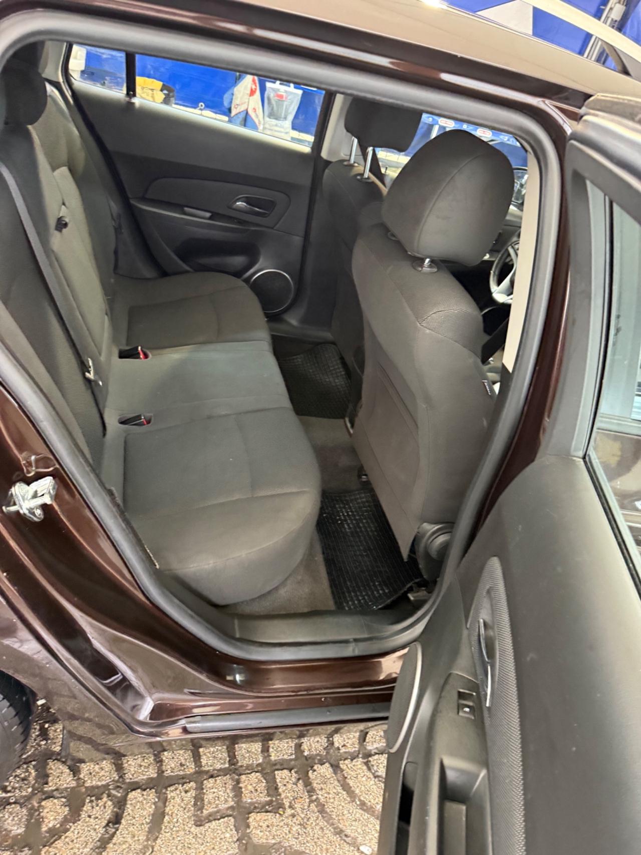 Chevrolet Cruze 1.6 Station Wagon LT