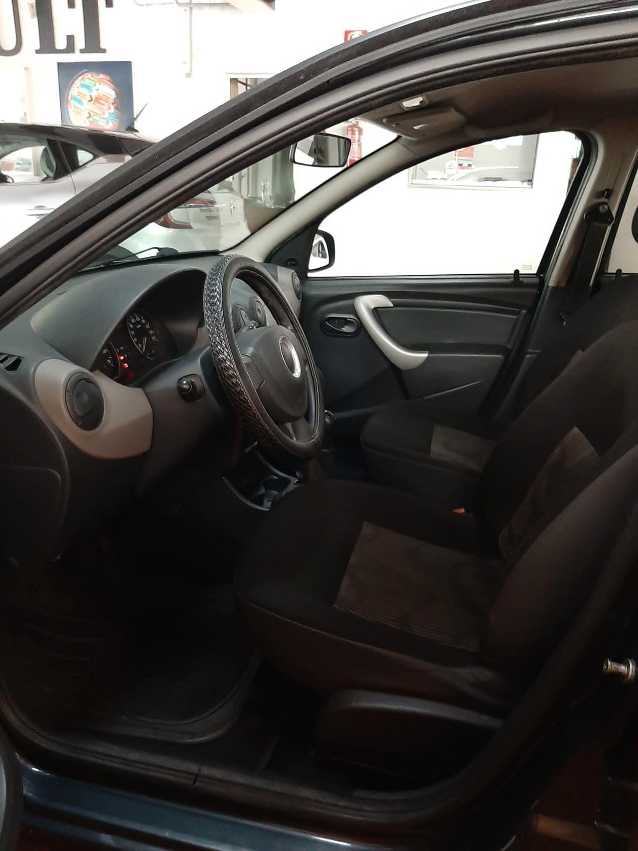 Dacia Sandero 1.2 16V GPL 75CV