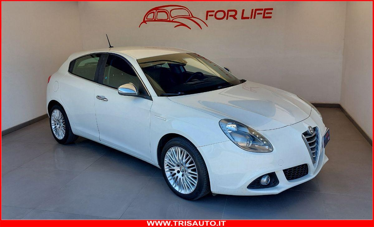 ALFA ROMEO Giulietta 1.6 JTDM Distinctive (PELLE+NAVI)