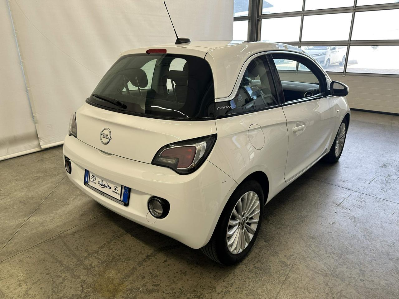 Opel Adam 1.4 Glam Gpl-tech 87cv E6