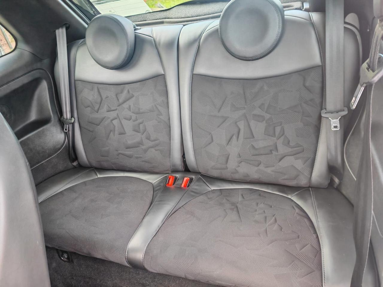 Abarth 595 1.4 Turbo T-Jet 165 CV Scorpioneoro