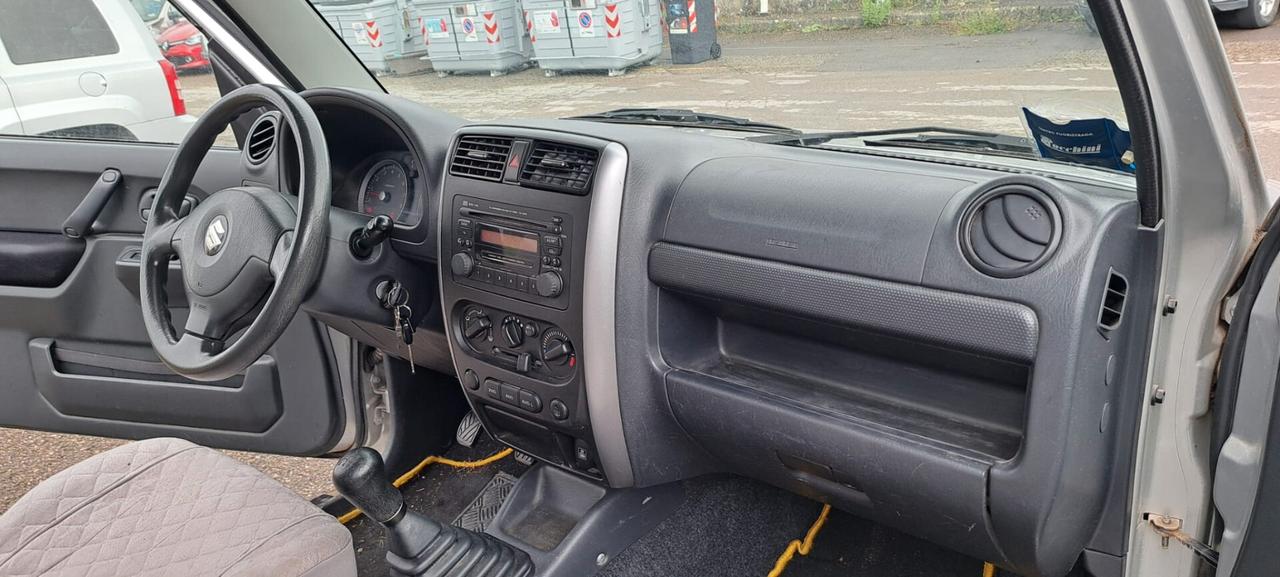 Suzuki Jimny 1.3i 16V cat 4WD JLX